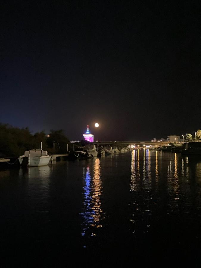 La Lagune Aux Oiseaux Palavas-les-Flots Bagian luar foto